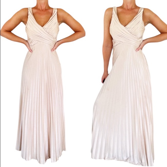 Masquerade champagne gold pleated v-neck mesh illusion back gown size small - Picture 1 of 13